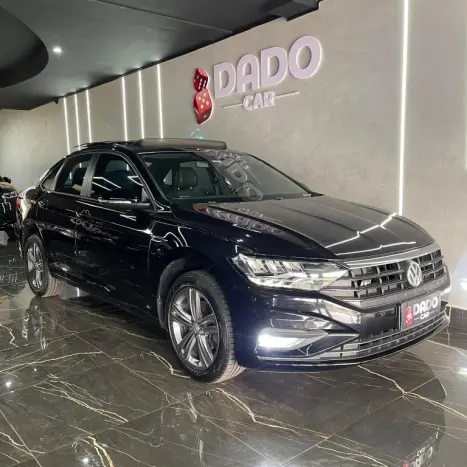 VOLKSWAGEN Jetta 1.4 4P 250 TSI R-LINE AUTOMÁTICO, Foto 1 VOLKSWAGEN Jetta 1.4 4P 250 TSI R-LINE AUTOMÁTICO, Foto 1