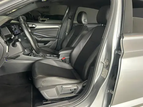 VOLKSWAGEN Jetta 1.4 4P 250 TSI R-LINE AUTOMTICO, Foto 13