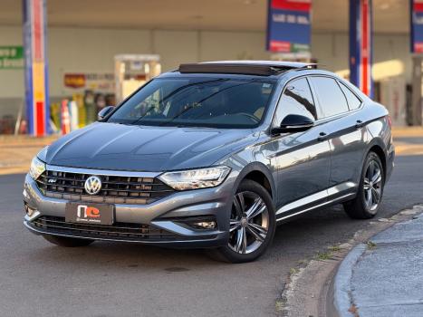 VOLKSWAGEN Jetta 1.4 4P 250 TSI R-LINE AUTOMTICO, Foto 2