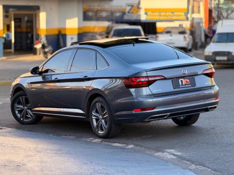 VOLKSWAGEN Jetta 1.4 4P 250 TSI R-LINE AUTOMTICO, Foto 3