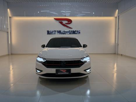 VOLKSWAGEN Jetta 1.4 4P 250 TSI TURBO CONFORTLINE AUTOMÁTICO, Foto 1 VOLKSWAGEN Jetta 1.4 4P 250 TSI TURBO CONFORTLINE AUTOMÁTICO, Foto 1