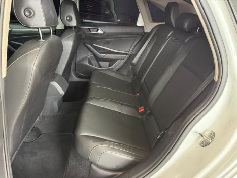 VOLKSWAGEN Jetta 1.4 4P 250 TSI TURBO CONFORTLINE AUTOMÁTICO, Foto 14 VOLKSWAGEN Jetta 1.4 4P 250 TSI TURBO CONFORTLINE AUTOMÁTICO, Foto 14