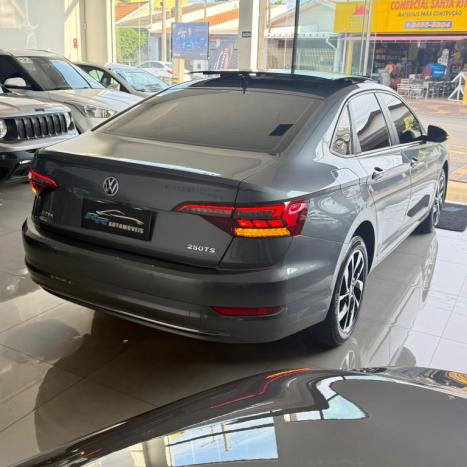 VOLKSWAGEN Jetta 1.4 4P 250 TSI TURBO CONFORTLINE AUTOMTICO, Foto 5