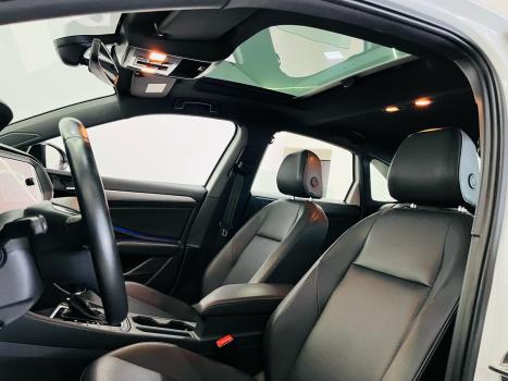 VOLKSWAGEN Jetta 1.4 4P 250 TSI R-LINE AUTOMTICO, Foto 7