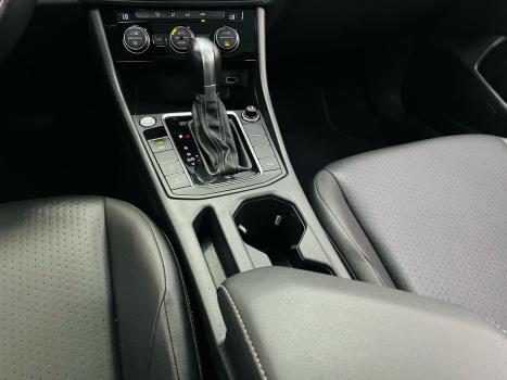 VOLKSWAGEN Jetta 1.4 4P 250 TSI R-LINE AUTOMTICO, Foto 14