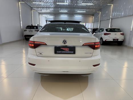 VOLKSWAGEN Jetta 1.4 4P 250 TSI TURBO COMFORTLINE AUTOM�TICO, Foto 7