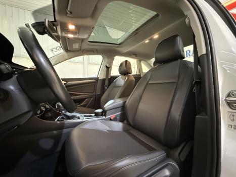 VOLKSWAGEN Jetta 1.4 4P 250 TSI TURBO COMFORTLINE AUTOM�TICO, Foto 17