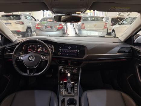 VOLKSWAGEN Jetta 1.4 4P 250 TSI TURBO COMFORTLINE AUTOM�TICO, Foto 13