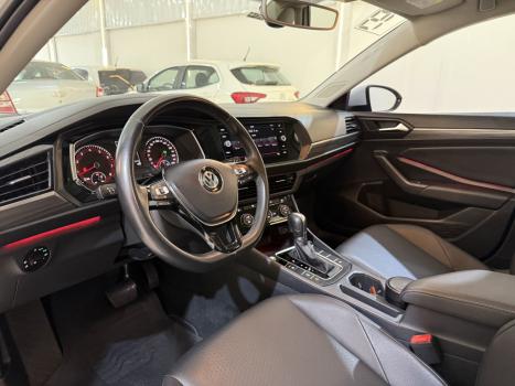 VOLKSWAGEN Jetta 1.4 4P 250 TSI TURBO COMFORTLINE AUTOM�TICO, Foto 16