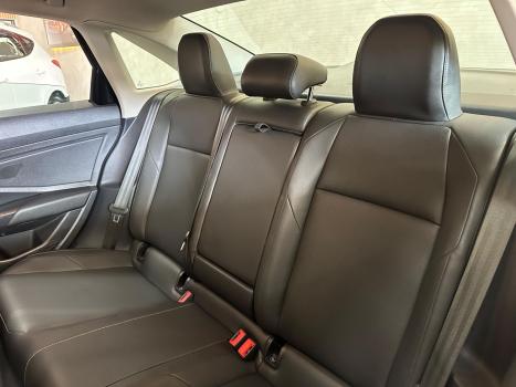 VOLKSWAGEN Jetta 1.4 4P 250 TSI TURBO COMFORTLINE AUTOM�TICO, Foto 11