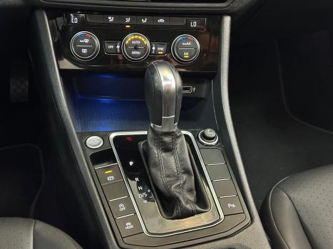 VOLKSWAGEN Jetta 1.4 4P 250 TSI TURBO COMFORTLINE AUTOM�TICO, Foto 13