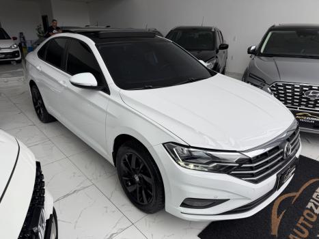 VOLKSWAGEN Jetta 1.4 4P 250 TSI TURBO COMFORTLINE AUTOM�TICO, Foto 2