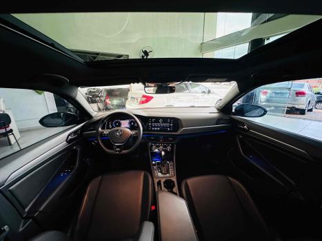 VOLKSWAGEN Jetta 1.4 4P 250 TSI R-LINE AUTOM�TICO, Foto 9