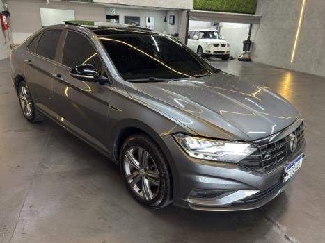 VOLKSWAGEN Jetta 1.4 4P 250 TSI R-LINE AUTOM�TICO, Foto 2