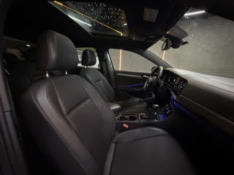 VOLKSWAGEN Jetta 1.4 4P 250 TSI R-LINE AUTOM�TICO, Foto 11