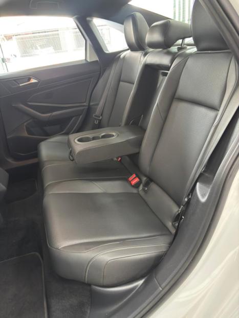 VOLKSWAGEN Jetta 1.4 4P 250 TSI R-LINE AUTOM�TICO, Foto 8