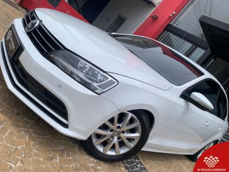 VOLKSWAGEN Jetta 1.4 16V 4P TSI TRENDLINE, Foto 1