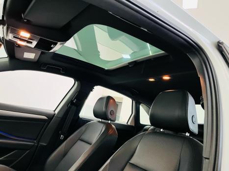 VOLKSWAGEN Jetta 1.4 4P 250 TSI R-LINE AUTOM�TICO, Foto 12