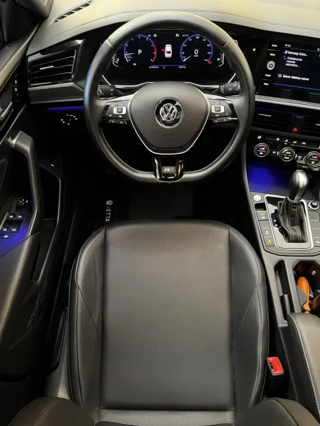 VOLKSWAGEN Jetta 1.4 4P 250 TSI R-LINE AUTOM�TICO, Foto 7