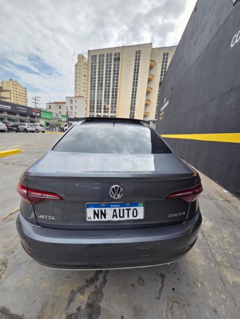 VOLKSWAGEN Jetta 1.4 4P 250 TSI TURBO COMFORTLINE AUTOM�TICO, Foto 4