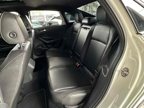 VOLKSWAGEN Jetta 1.4 4P 250 TSI R-LINE AUTOM�TICO, Foto 10