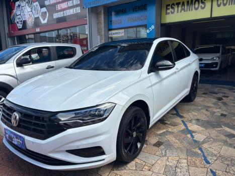 VOLKSWAGEN Jetta 1.4 4P 250 TSI R-LINE AUTOM�TICO, Foto 11