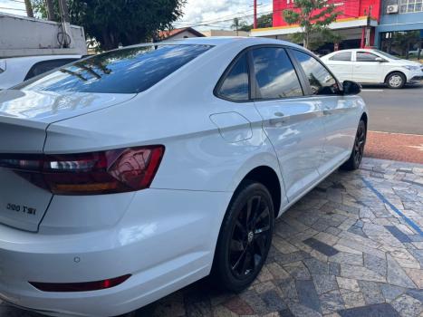 VOLKSWAGEN Jetta 1.4 4P 250 TSI R-LINE AUTOM�TICO, Foto 13