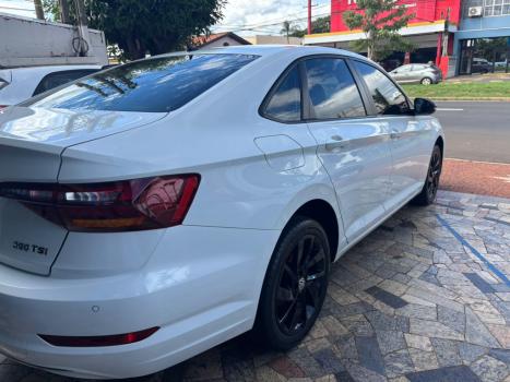 VOLKSWAGEN Jetta 1.4 4P 250 TSI R-LINE AUTOM�TICO, Foto 14