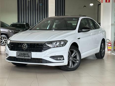 VOLKSWAGEN Jetta 1.4 4P 250 TSI R-LINE AUTOM�TICO, Foto 2