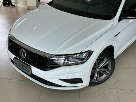 VOLKSWAGEN Jetta 1.4 4P 250 TSI R-LINE AUTOM�TICO, Foto 5