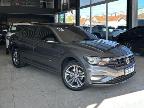 VOLKSWAGEN Jetta 1.4 4P 250 TSI R-LINE AUTOM�TICO, Foto 3