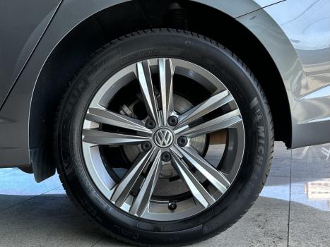 VOLKSWAGEN Jetta 1.4 4P 250 TSI R-LINE AUTOM�TICO, Foto 9