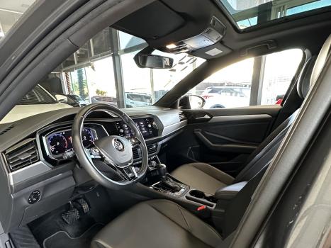 VOLKSWAGEN Jetta 1.4 4P 250 TSI R-LINE AUTOM�TICO, Foto 22