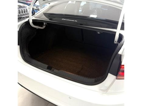 VOLKSWAGEN Jetta 1.4 4P 250 TSI R-LINE AUTOM�TICO, Foto 18