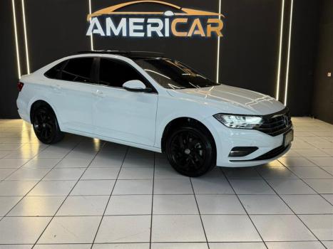 VOLKSWAGEN Jetta 1.4 4P 250 TSI TURBO COMFORTLINE AUTOM�TICO, Foto 1