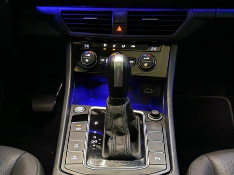 VOLKSWAGEN Jetta 1.4 4P 250 TSI TURBO COMFORTLINE AUTOM�TICO, Foto 6