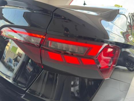 VOLKSWAGEN Jetta 1.4 4P 250 TSI TURBO COMFORTLINE AUTOM�TICO, Foto 9