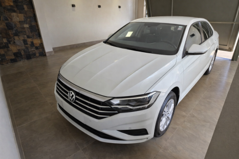 VOLKSWAGEN Jetta 1.4 4P 250 FLEX AUTOM�TICO, Foto 1