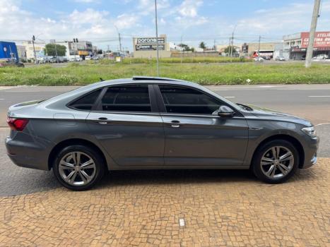 VOLKSWAGEN Jetta 1.4 4P 250 TSI R-LINE AUTOM�TICO, Foto 4