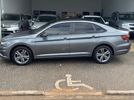 VOLKSWAGEN Jetta 1.4 4P 250 TSI R-LINE AUTOM�TICO, Foto 5