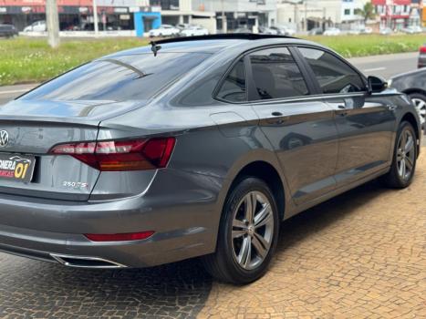 VOLKSWAGEN Jetta 1.4 4P 250 TSI R-LINE AUTOM�TICO, Foto 7