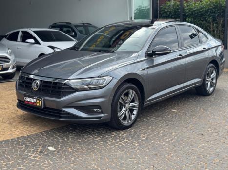 VOLKSWAGEN Jetta 1.4 4P 250 TSI R-LINE AUTOM�TICO, Foto 8