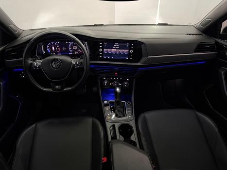 VOLKSWAGEN Jetta 1.4 4P 250 TSI R-LINE AUTOM�TICO, Foto 4