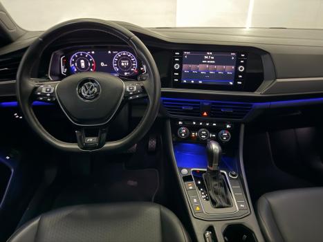 VOLKSWAGEN Jetta 1.4 4P 250 TSI R-LINE AUTOM�TICO, Foto 5