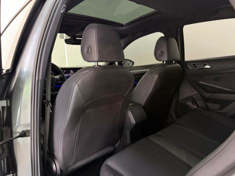 VOLKSWAGEN Jetta 1.4 4P 250 TSI R-LINE AUTOM�TICO, Foto 9
