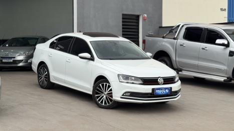VOLKSWAGEN Jetta 1.4 4P 250 TSI TURBO COMFORTLINE AUTOM�TICO, Foto 1
