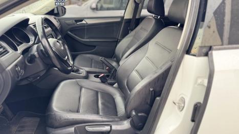 VOLKSWAGEN Jetta 1.4 4P 250 TSI TURBO COMFORTLINE AUTOM�TICO, Foto 6