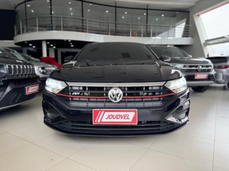VOLKSWAGEN Jetta 1.4 4P 250 TSI R-LINE AUTOM�TICO, Foto 2