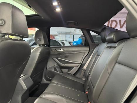 VOLKSWAGEN Jetta 1.4 4P 250 TSI R-LINE AUTOM�TICO, Foto 11