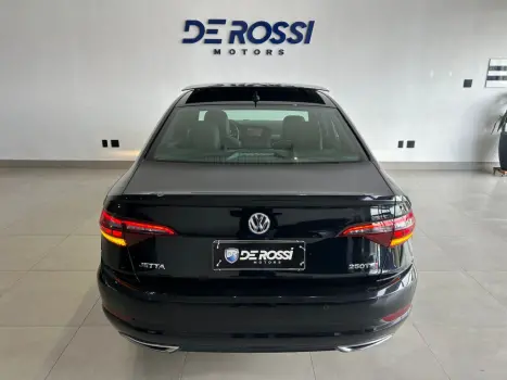 VOLKSWAGEN Jetta 1.4 4P 250 TSI R-LINE AUTOM�TICO, Foto 15